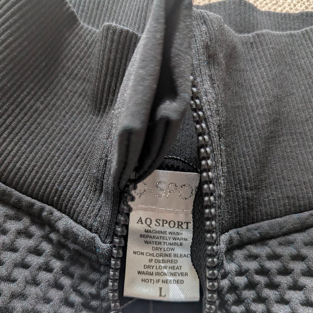 Cropped Track Jacket - Picture 5 of 7